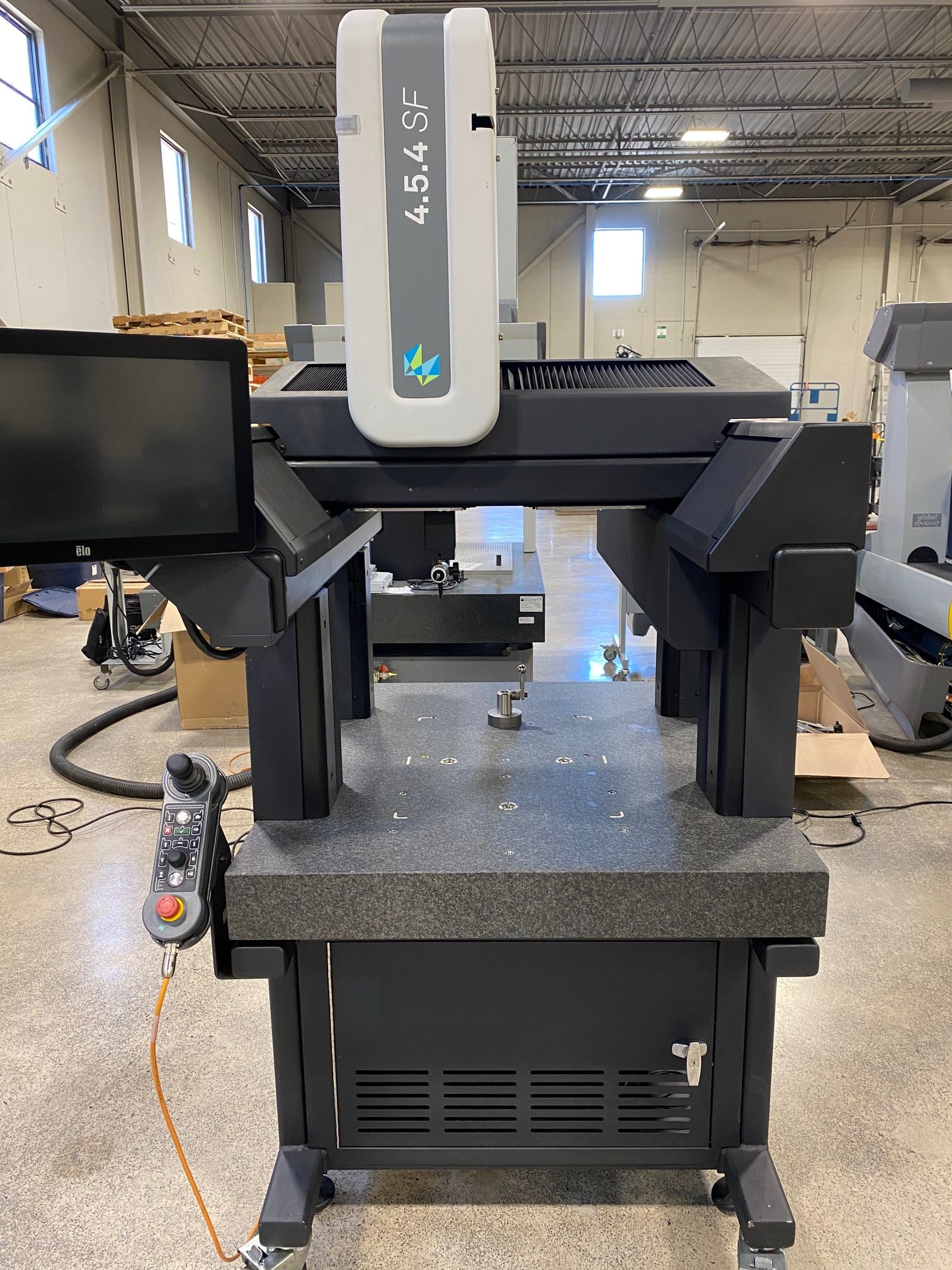 Hexagon 454 SF CMMXYZ